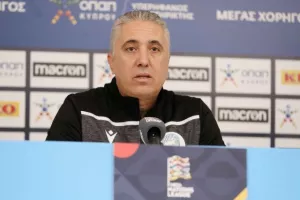 Κωστένογλου: "Υπάρχει πρωτοφανής ομοψυχία, το πιο καθοριστικό παιχνίδι της Εθνικής" (βίντεο)