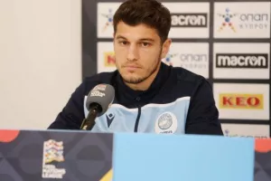 Κωστένογλου: "Υπάρχει πρωτοφανής ομοψυχία, το πιο καθοριστικό παιχνίδι της Εθνικής" (βίντεο)