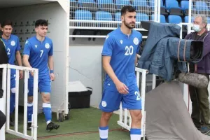 (ΦΩΤΟΣ) Κρίμα για τις Ελπίδες μας, ισοφάριση στο 90+4΄…