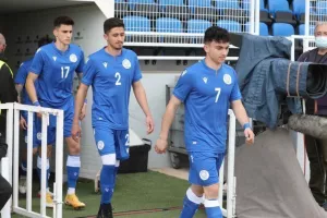 (ΦΩΤΟΣ) Κρίμα για τις Ελπίδες μας, ισοφάριση στο 90+4΄…