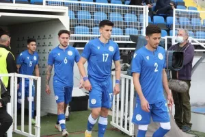 (ΦΩΤΟΣ) Κρίμα για τις Ελπίδες μας, ισοφάριση στο 90+4΄…