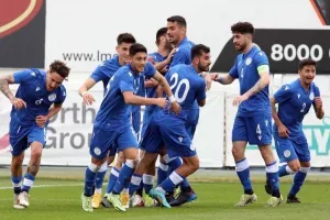 (ΦΩΤΟΣ) Κρίμα για τις Ελπίδες μας, ισοφάριση στο 90+4΄…