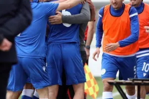 (ΦΩΤΟΣ) Κρίμα για τις Ελπίδες μας, ισοφάριση στο 90+4΄…