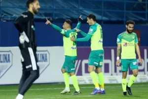 Ανόρθωση-ΑΕΚ: Ξανά… ΔΙΠΛΟ και στο -4 από την κορυφή! (φώτος)