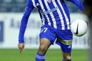 Ανόρθωση-ΑΕΚ: Ξανά… ΔΙΠΛΟ και στο -4 από την κορυφή! (φώτος)