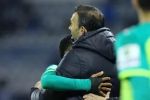 Ανόρθωση-ΑΕΚ: Ξανά… ΔΙΠΛΟ και στο -4 από την κορυφή! (φώτος)