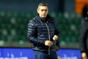 ΑΕΛ - ΠΑΕΕΚ: Υπόθεση... οκτώ λεπτών! (Φώτος)