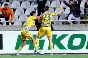 ΑΠΟΕΛ - Ανόρθωση: Προβάδισμα με Κβιλιτάια και πάμε για... θρίλερ! (φώτος)