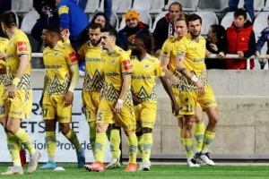ΑΠΟΕΛ - Ανόρθωση: Προβάδισμα με Κβιλιτάια και πάμε για... θρίλερ! (φώτος)