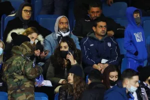 Φωτορεπορτάζ από τους οπαδούς Απόλλων και Ανόρθωσης