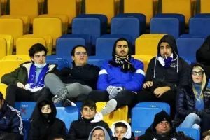 Φωτορεπορτάζ από τους οπαδούς Απόλλων και Ανόρθωσης