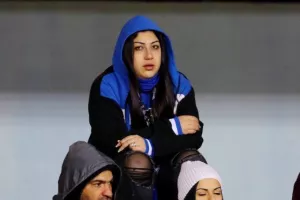 Φωτορεπορτάζ από τους οπαδούς Απόλλων και Ανόρθωσης