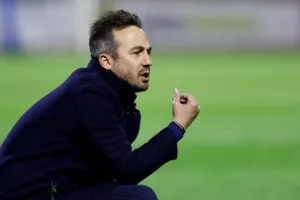 ΠΑΕΕΚ-Ολυμπιακός: Ξεφεύγει… με Μακρή! (φώτος)