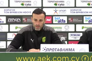 Καταλά: "Δεν θέλω άτομα στην ομάδα που δεν πιστεύουν στον τίτλο" (βίντεο)