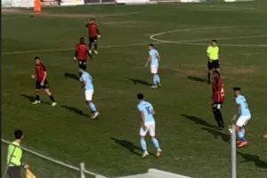 Καρμιώτισσα-Ακρίτας: ΔΙΠΛΟ και... αγκαλιάζει την άνοδο!