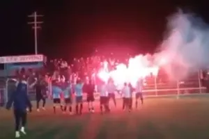 Κύπρος/ Τρελή... ατμόσφαιρα σε ματς Αγροτικού! (Βίντεο)