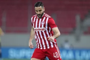 Με Μανωλά, Σωκράτη, Ρέαμπτσουκ, Ελ Αραμπί και Αγκιμπού κόντρα στον Άρη