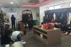 "Ομιλία από την Διοίκηση - Ανασύνταξη και αναδιοργάνωση" (Φώτος)