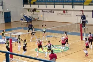 Βήμα τίτλου για Ολυμπιάδα (Νίκες για Απόλλωνα, Δικέφαλο και Νέα Σαλαμίνα)