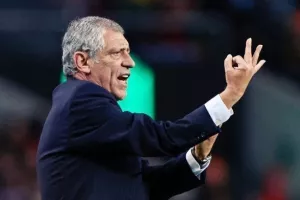 ''Η ΑΕΚ θα περιμένει να δει τι θα κάνει με Σάντος''