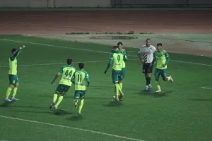 ΦΩΤΟΣ/Το 0-1 με καρφωτή κεφαλιά του Ρομό!