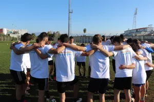 Μπάλες, φανέλες και εισιτήρια από την ΚΟΠ στα Αθλητικά Σχολεία