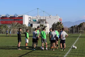Μπάλες, φανέλες και εισιτήρια από την ΚΟΠ στα Αθλητικά Σχολεία