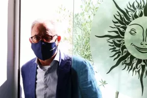 Θετικός στον κορωνοϊό ο Αβέρωφ Νεοφύτου