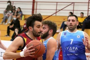 Έβδομο συνεχόμενο ροζ φύλλο για τον Κεραυνό