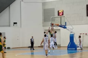 Η ΑΕΚ έκανε... περίπατο! (φώτος)