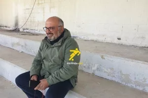Εκεί... ο Άντρος!