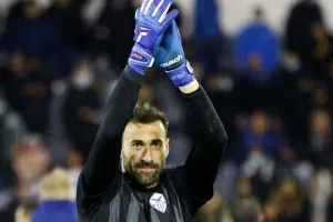 Λόρια για το deal: "Η ιστορία συνεχίζεται!"