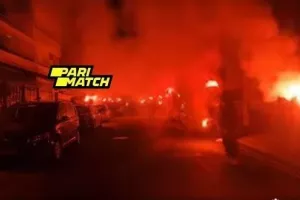Θύρα 3: "Κάντε τόπο να περάσει ο νικητής"