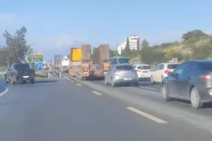 Δύο καραμπόλες με 12 αυτοκίνητα στον αυτοκινητόδρομο