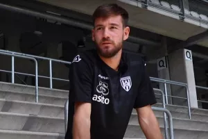 Η Bild συνδέει Ολυμπιακό και Παναθηναϊκό με τον Κιομουρτζόγλου