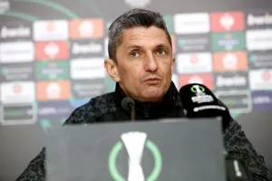 Λουτσέσκου για Ουκρανία: "Παρανοϊκά μυαλά καταστρέφουν ζωές"