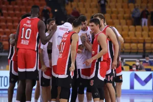 Ολυμπιακός: «Αγκαλιά» με το πλεονέκτημα έδρας και το καλύτερο πλασάρισμα