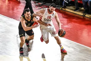 Ολυμπιακός... απογοητευτικός και βαριά ηττημένος