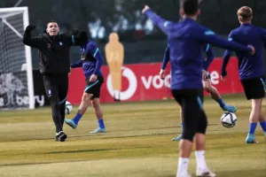 Εθνική: Πρώτη μέρα στη... δουλειά ο Γκουστάβο Πογιέτ 