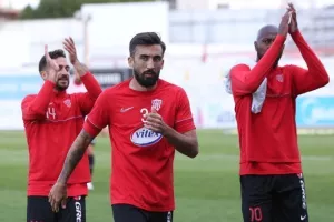 Νέα Σαλαμίνα - Καρμιώτισσα: ΑΠΟΔΡΑΣΗ με Χατζηβασίλη! (φώτος) 
