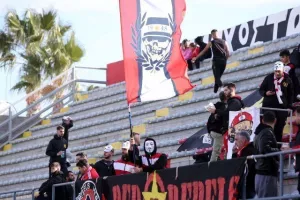 Νέα Σαλαμίνα - Καρμιώτισσα: ΑΠΟΔΡΑΣΗ με Χατζηβασίλη! (φώτος) 