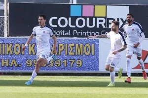 Νέα Σαλαμίνα - Καρμιώτισσα: ΑΠΟΔΡΑΣΗ με Χατζηβασίλη! (φώτος) 