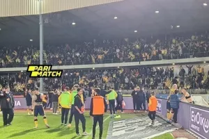 ΑΕΛίστες σε παίκτες: "Και το βράδυ, το βραδάκι... ΑΕΛάρα κύπελλοοοο" (βίντεο)