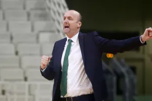 Ζντοβτς: "Ελπίζω να μην… κοιμηθεί καλά πριν από το παιχνίδι ο Σλούκας"