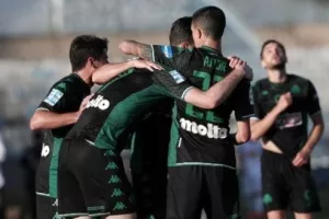 Μύρισε άνοιξη για το Τριφύλλι, 2-0 στη Λαμία και... τελικός για πρώτη φορά μετά από οκτώ χρόνια!