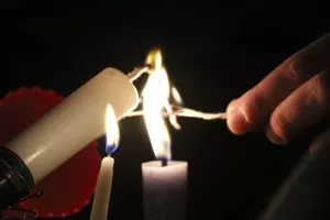 Να μας ΦΩΤΙΣΕΙ!