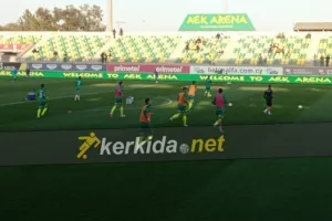 Με Γκιούρτσο, Γκαρθία και Μάμα η ΑΕΚ! 