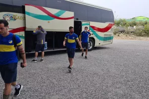 Έφθασε η αποστολή, την υποδέχθηκαν οι ΑΠΟΕΛίστες (βίντεο/φώτος)