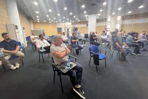 Έπαιξε του... Νεοκλέους στη Συνέλευση