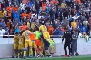 Η παρακάμερα του ΑΠΟΕΛ και... η έκρηξη στο γκολ του Ζαμπάλα